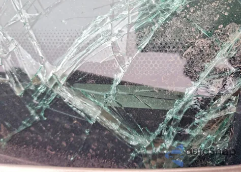 2003 Mercury Grand Marquis Gs from USA, damaged, VIN 2MEFM74W13X661949